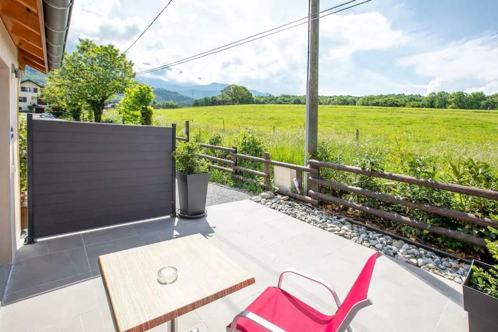 Domaine Des Ecuries - Appartements Meubles A Talloires Εξωτερικό φωτογραφία