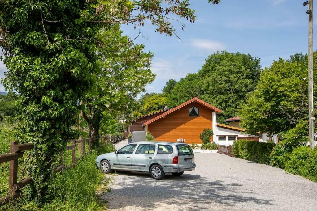 Domaine Des Ecuries - Appartements Meubles A Talloires Εξωτερικό φωτογραφία
